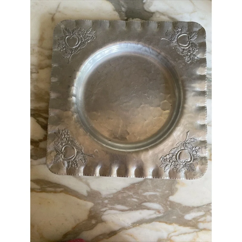 Everlast Metal vintage serving